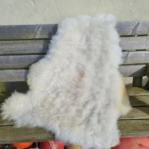Sheepskin rug 59
