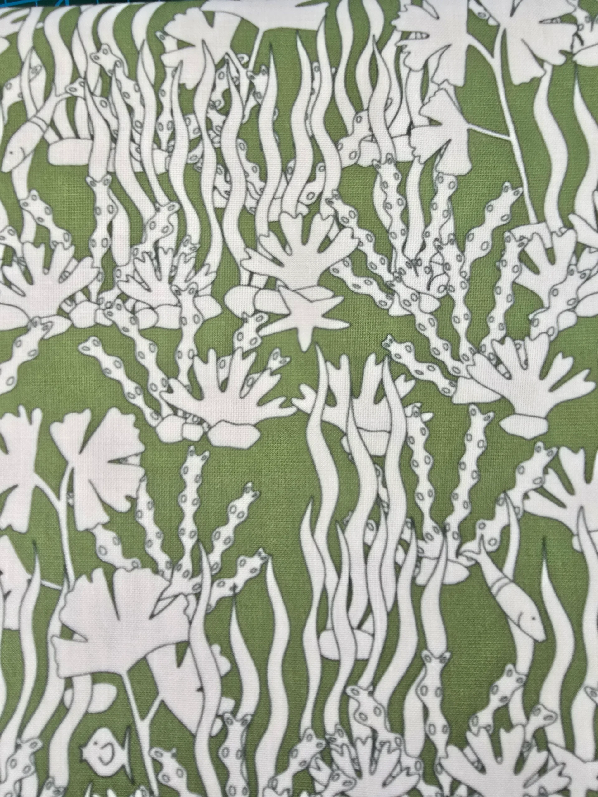 Sea Parrot Designs Sea Bed - Fat Quarter